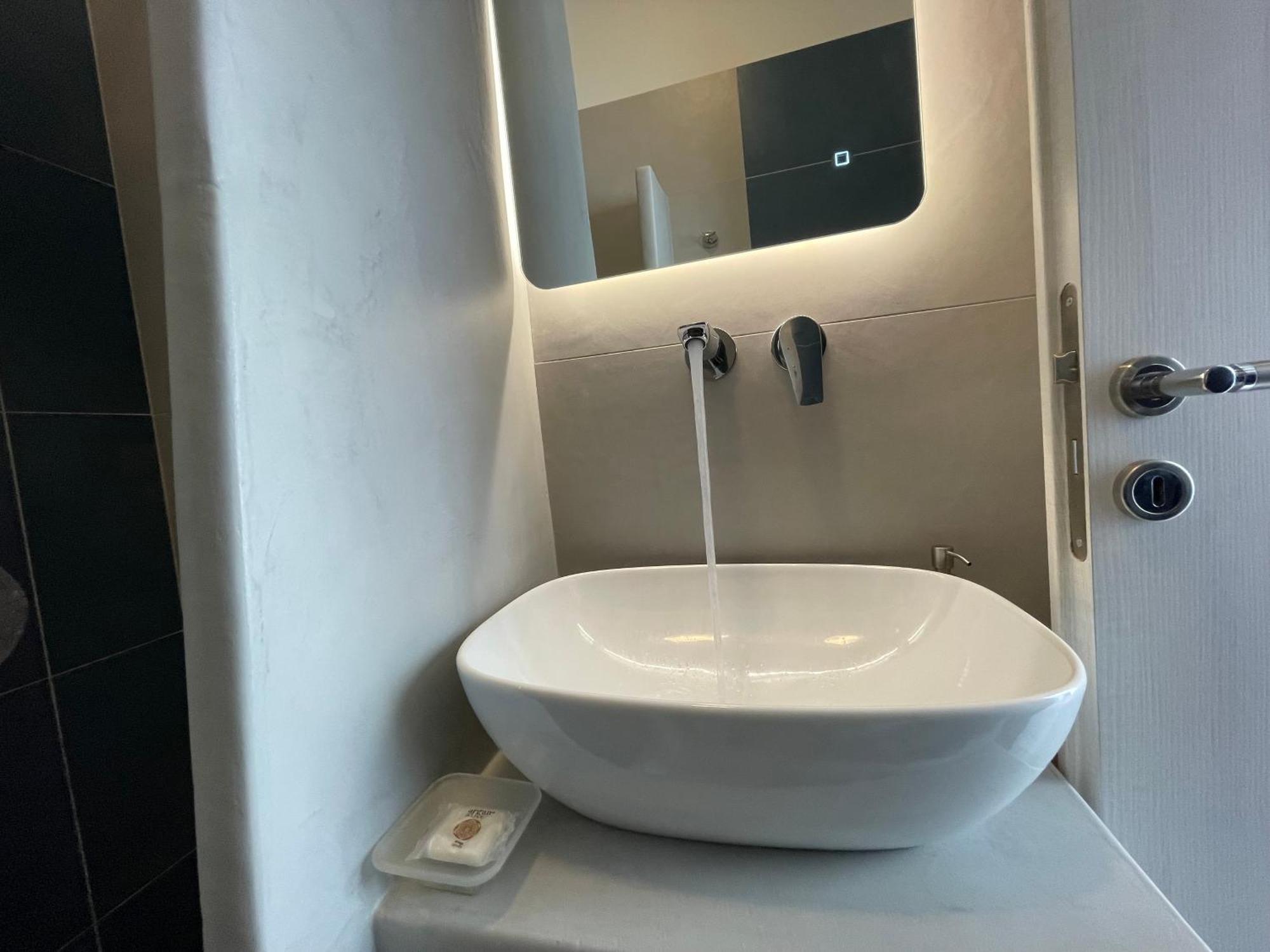 Meltemi Apartment Kamares  Екстериор снимка