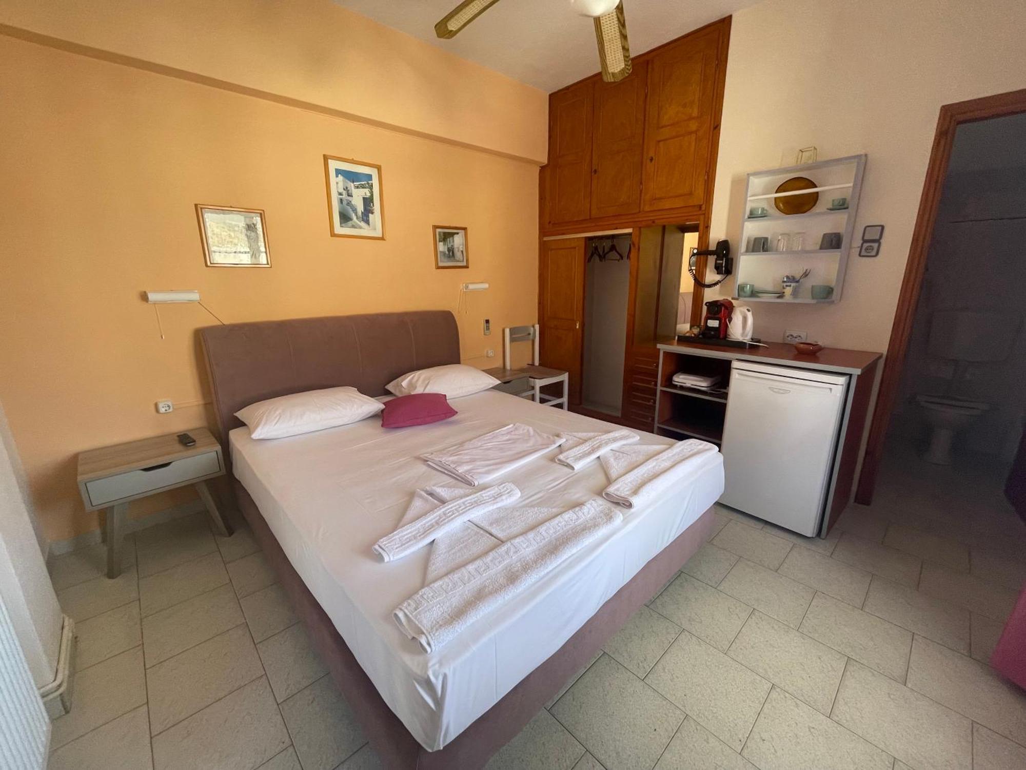 Meltemi Apartment Kamares  Екстериор снимка